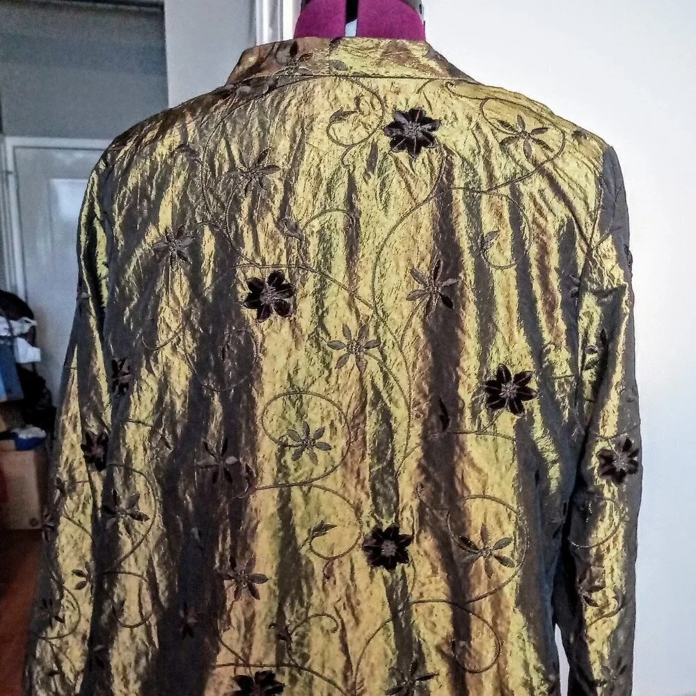 Avenue Olive Green Textured Embroidered Jacket